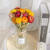 20朵混色菠蘿菊＋ins透明花瓶 高26cm寬12cm   $210 